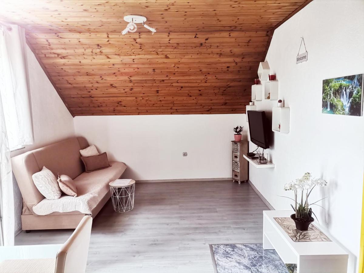 Apartment Dolores Smoljanac Kültér fotó