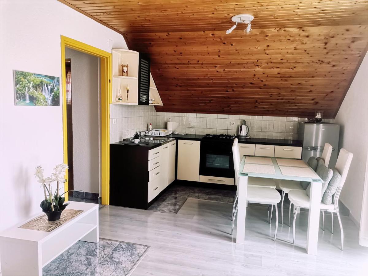 Apartment Dolores Smoljanac Kültér fotó